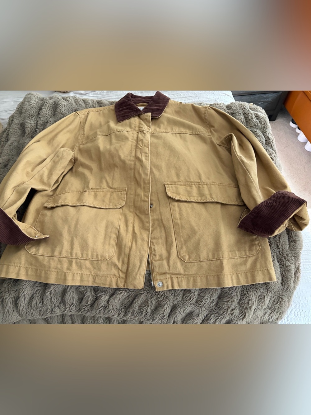 GAP Men's Tan Jacket with Brown Corduroy Collar